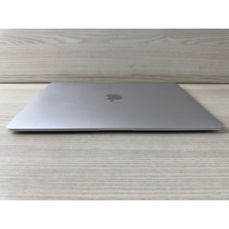 MacBook Air 2020 Silver M1 8/256